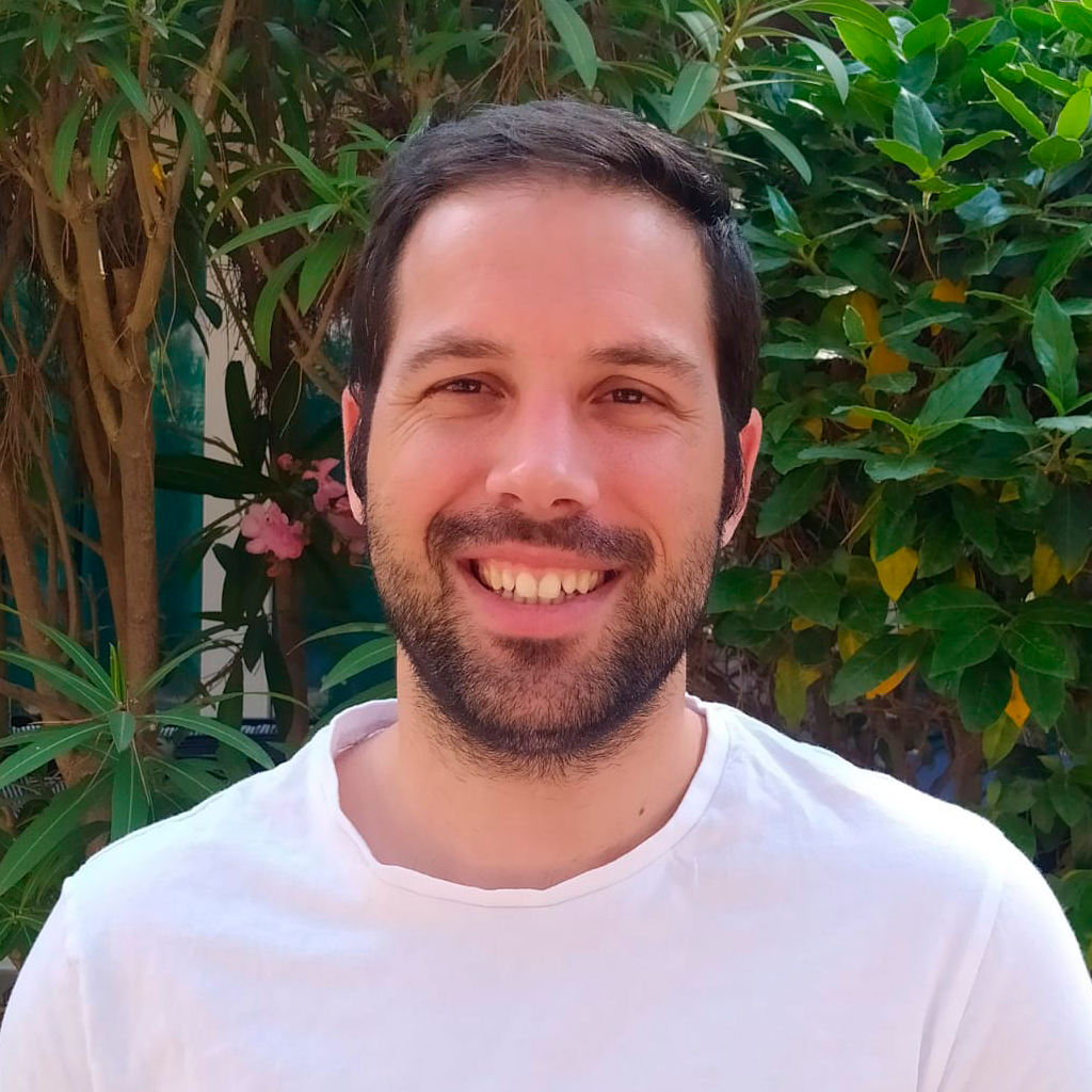 dr-mikel-gallego-covid-19